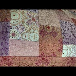 100% Silk Traditional Patchwork Luxury Bedding
